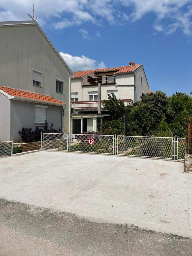 La Storia - Holiday Apartment House Zadar Exterior foto